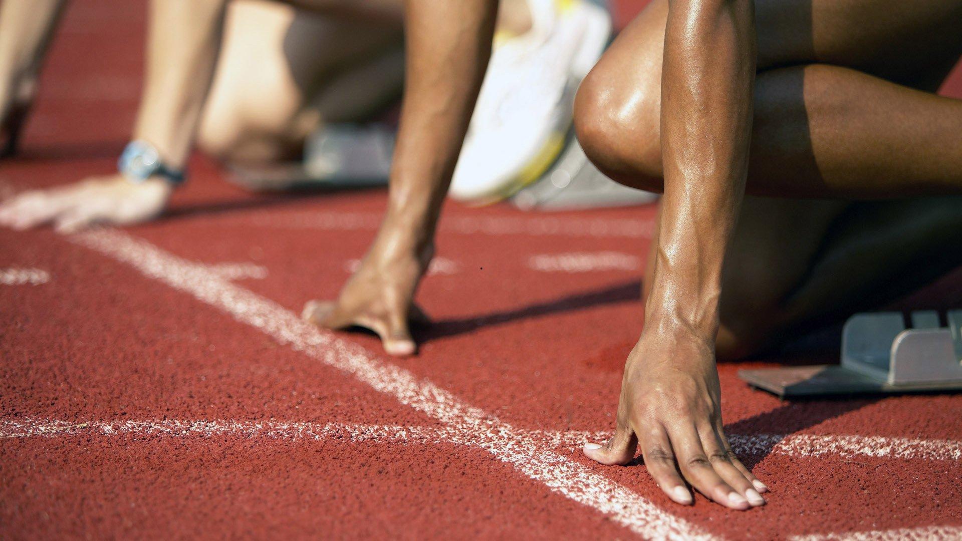 凤凰城涅槃夜！沃格尔开窍激活霍华德禁区霸权，无詹湖人鏖战双加时复仇国王